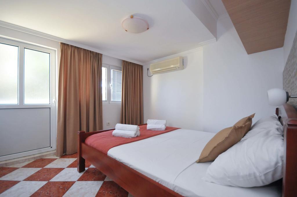 Hotel D&d 2 Budva