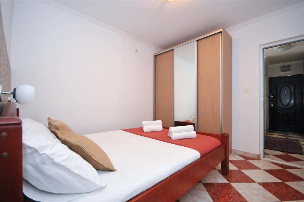 Hotel D&d 2 Budva